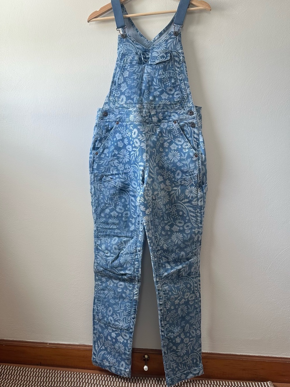 Duluth Trading Co Blue Floral Denim Bib Overalls for Women - Picture 5 of 9